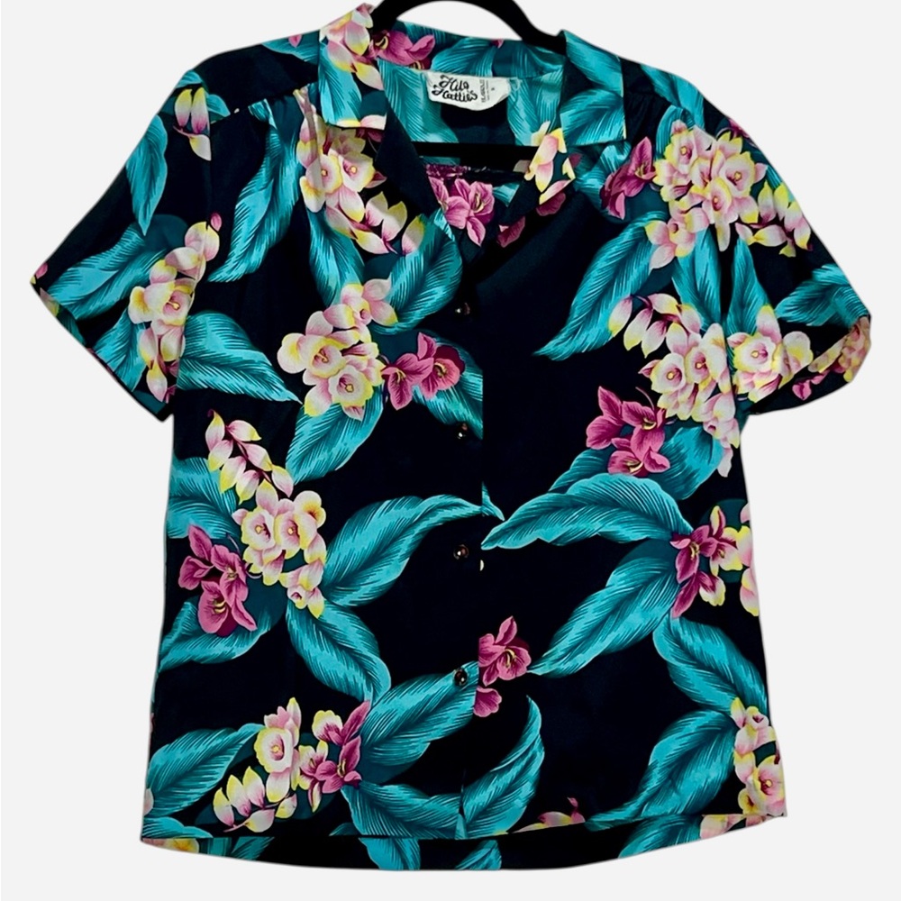 Vintage Hilo Hattie Floral Hawaiian Shirt made in USA size medium women’s